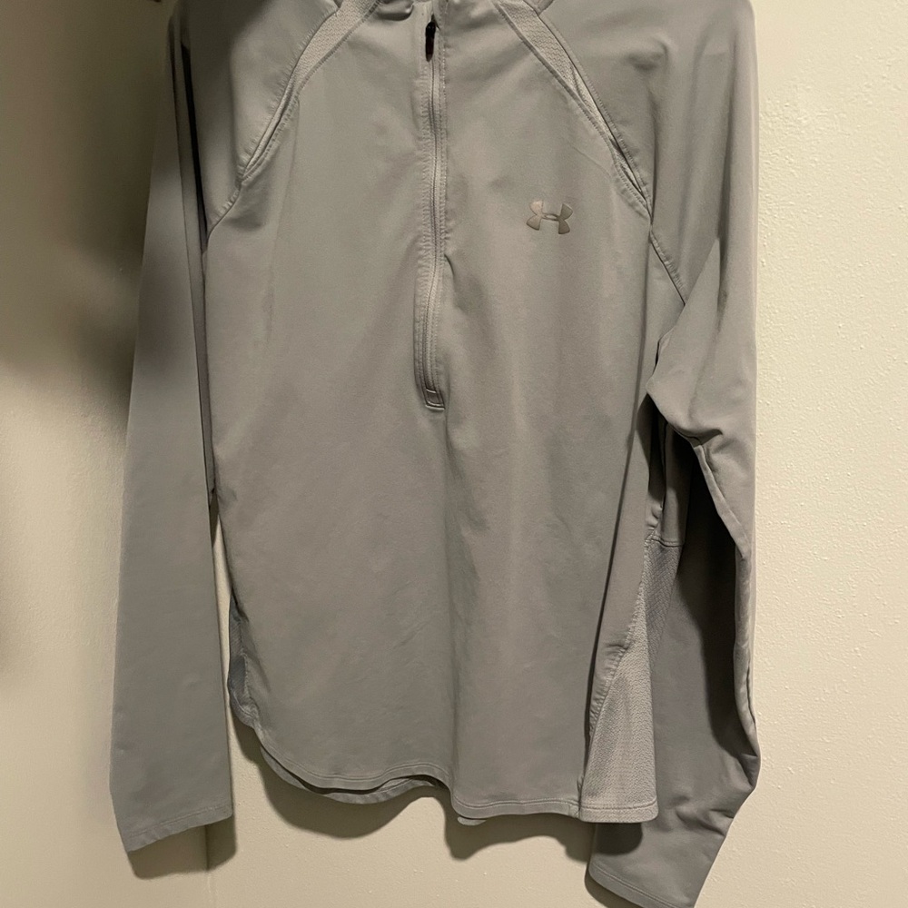 Under Armour Gray Long Sleeve Tee